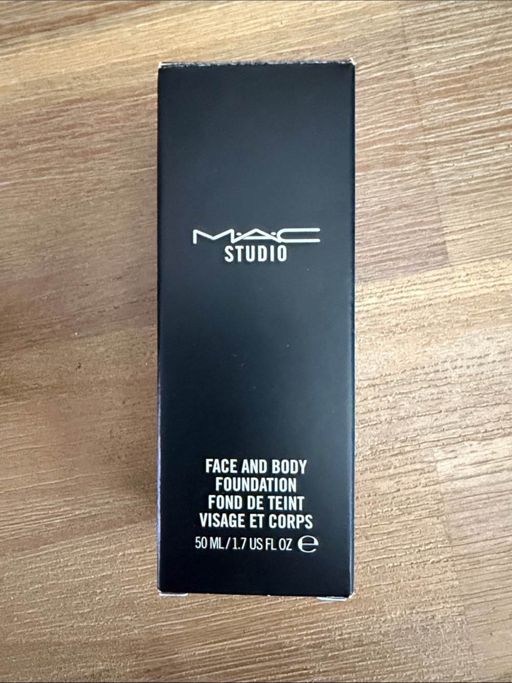 MAC Studio Face and Body Foundation N2 1.7 US FL OZ
